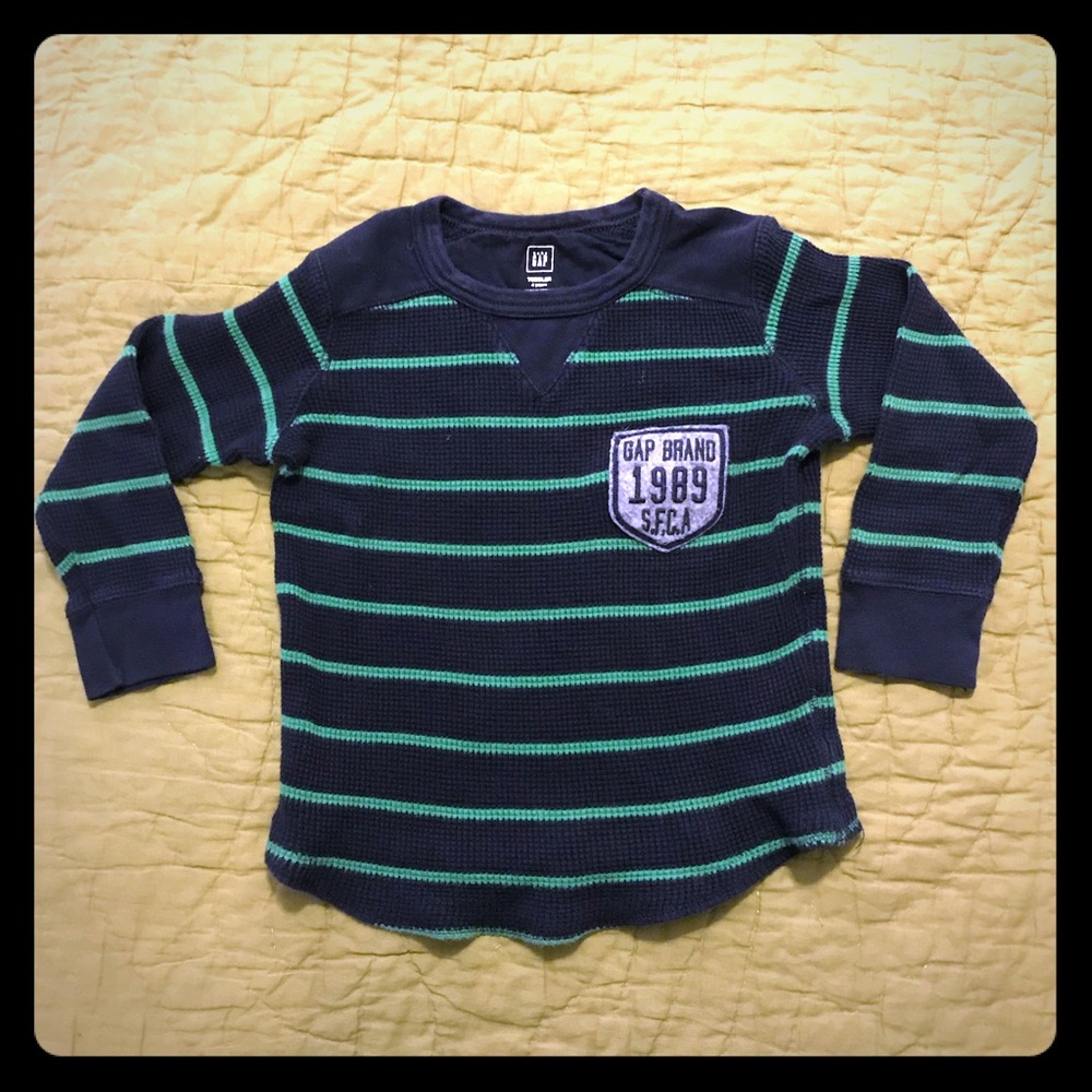 Gap Kids long sleeve t-shirt